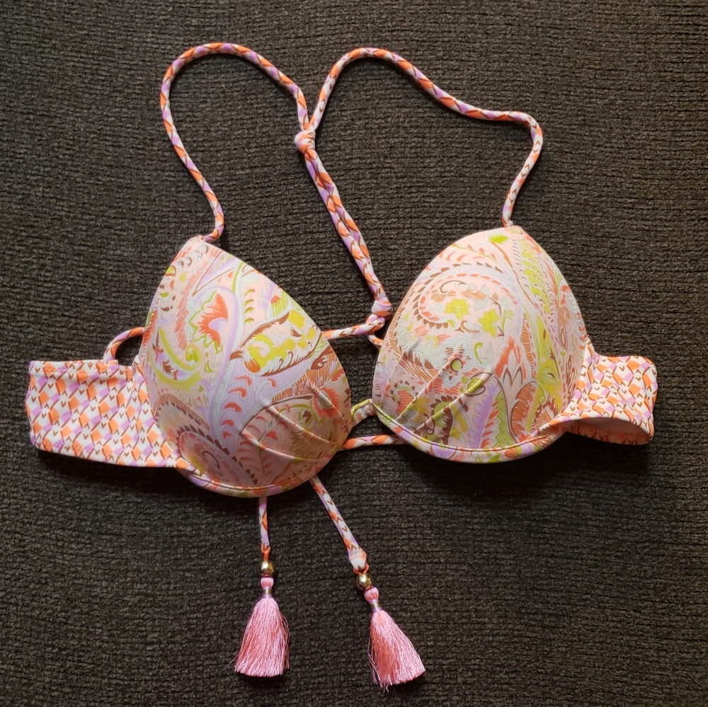 Victoria's secret The Fabulous bikini top 32B